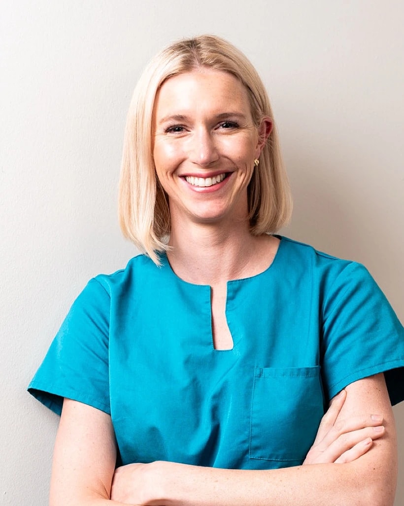 Dr. Verena Passin